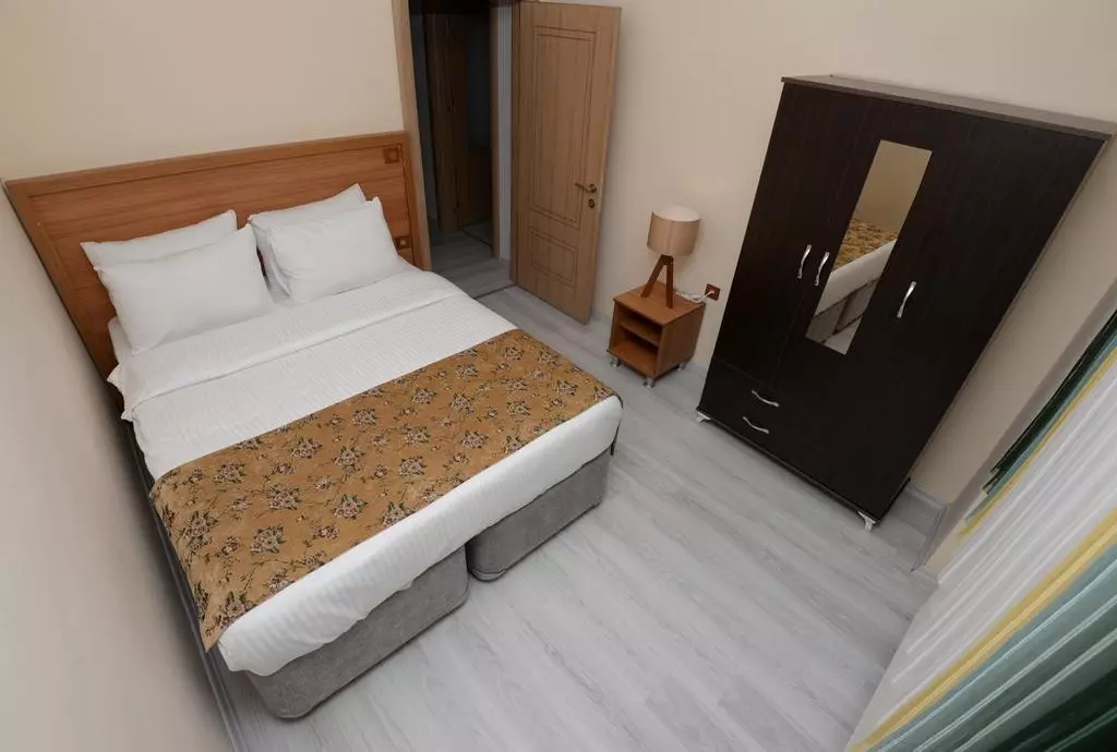 hotel corner van turkey_shabavizparvaz_06.jpg